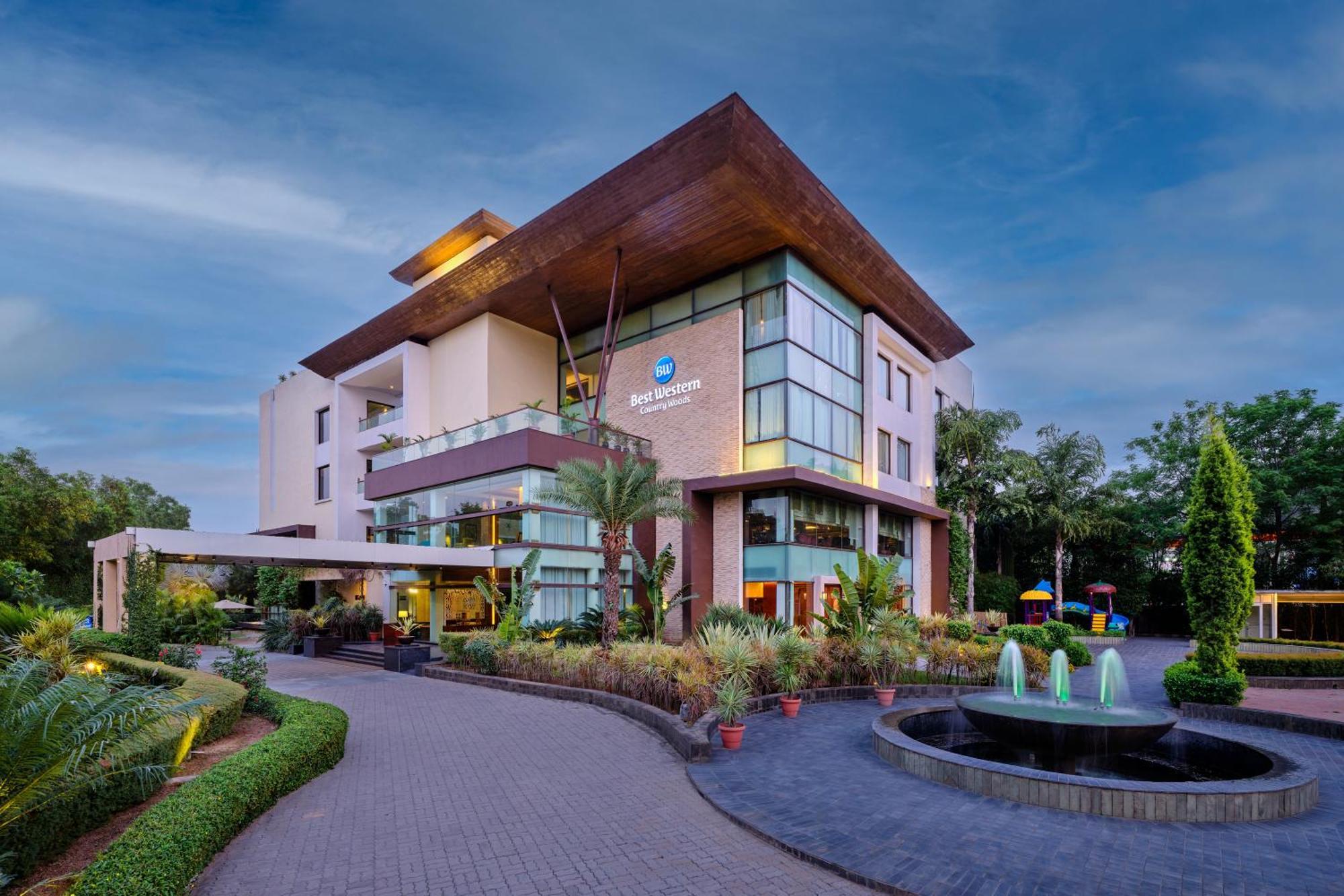 Best Western Country Woods Ambāla Exterior foto