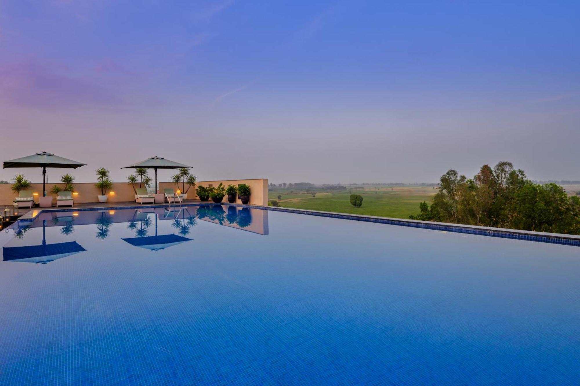 Best Western Country Woods Ambāla Exterior foto